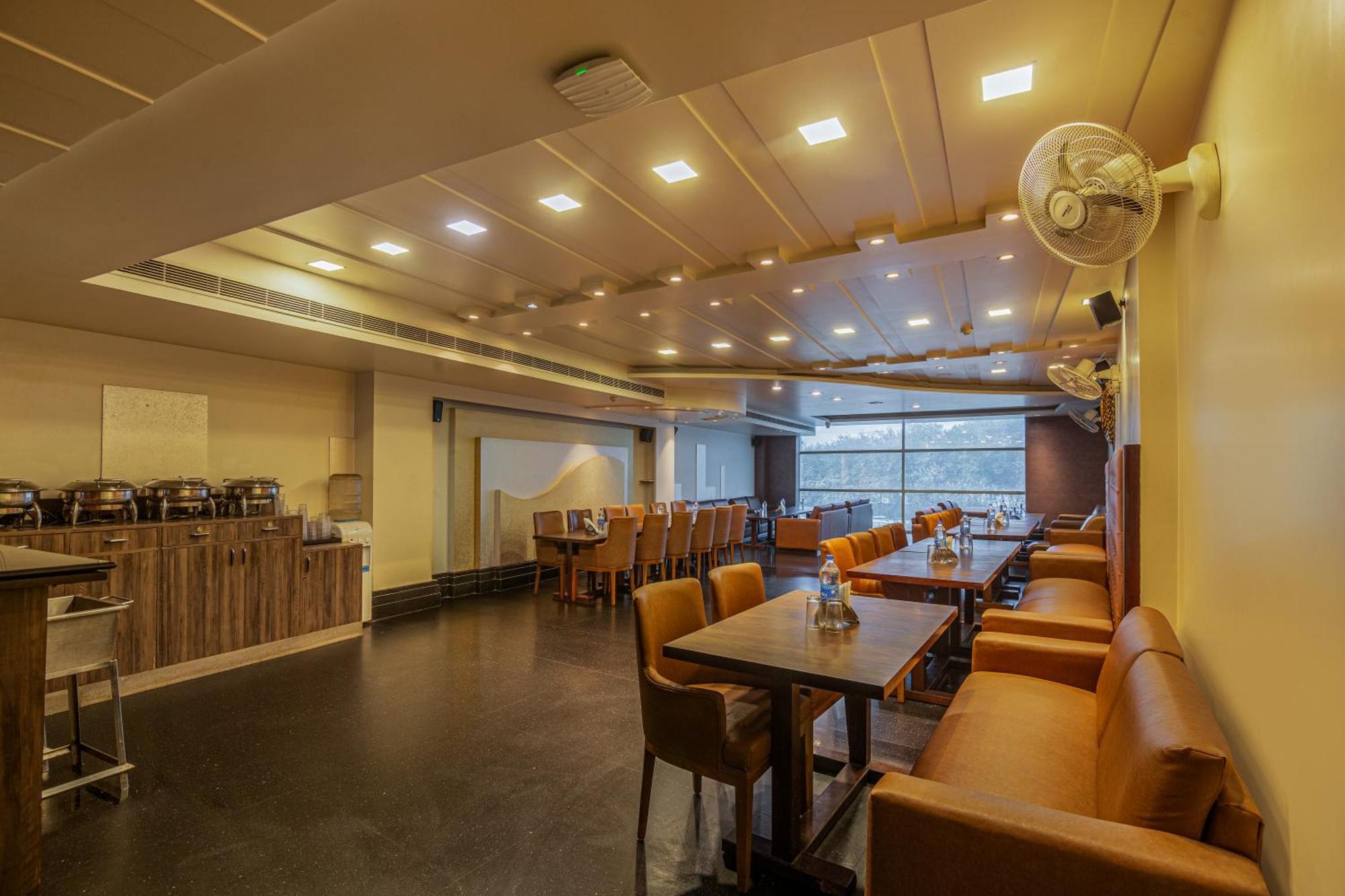 Hotel Delhi 37 By Star Group Near Delhi Airport ニューデリー エクステリア 写真