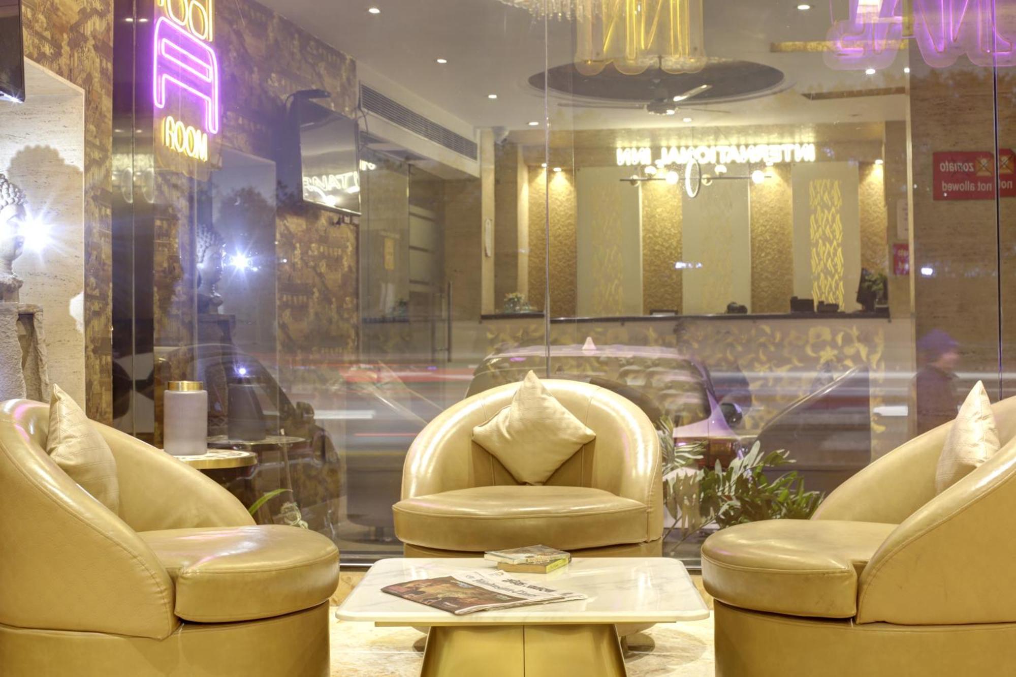 Hotel Delhi 37 By Star Group Near Delhi Airport ニューデリー エクステリア 写真