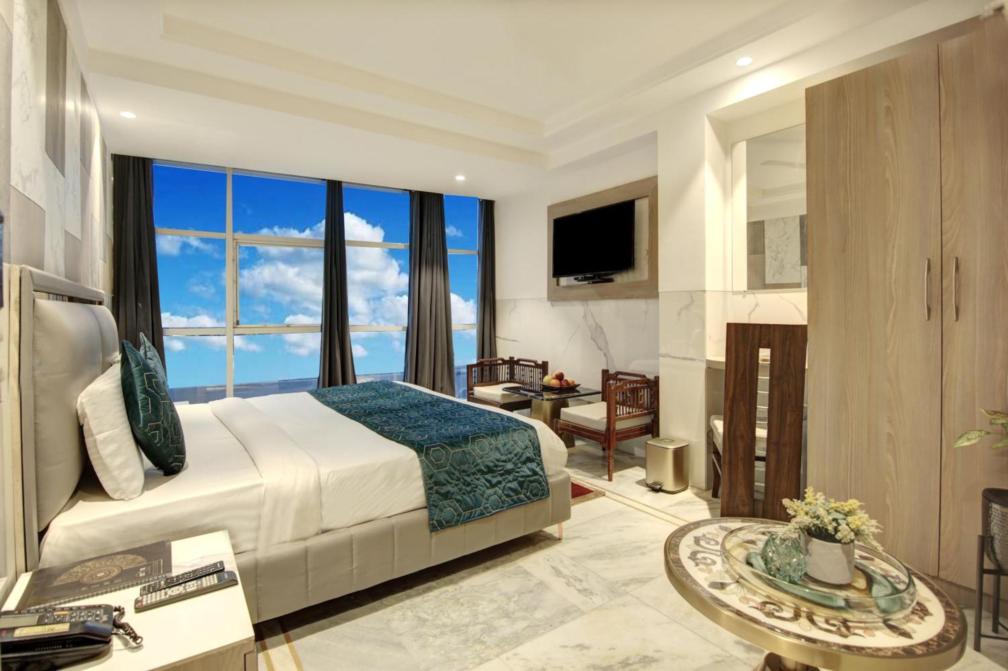 Hotel Delhi 37 By Star Group Near Delhi Airport ニューデリー エクステリア 写真
